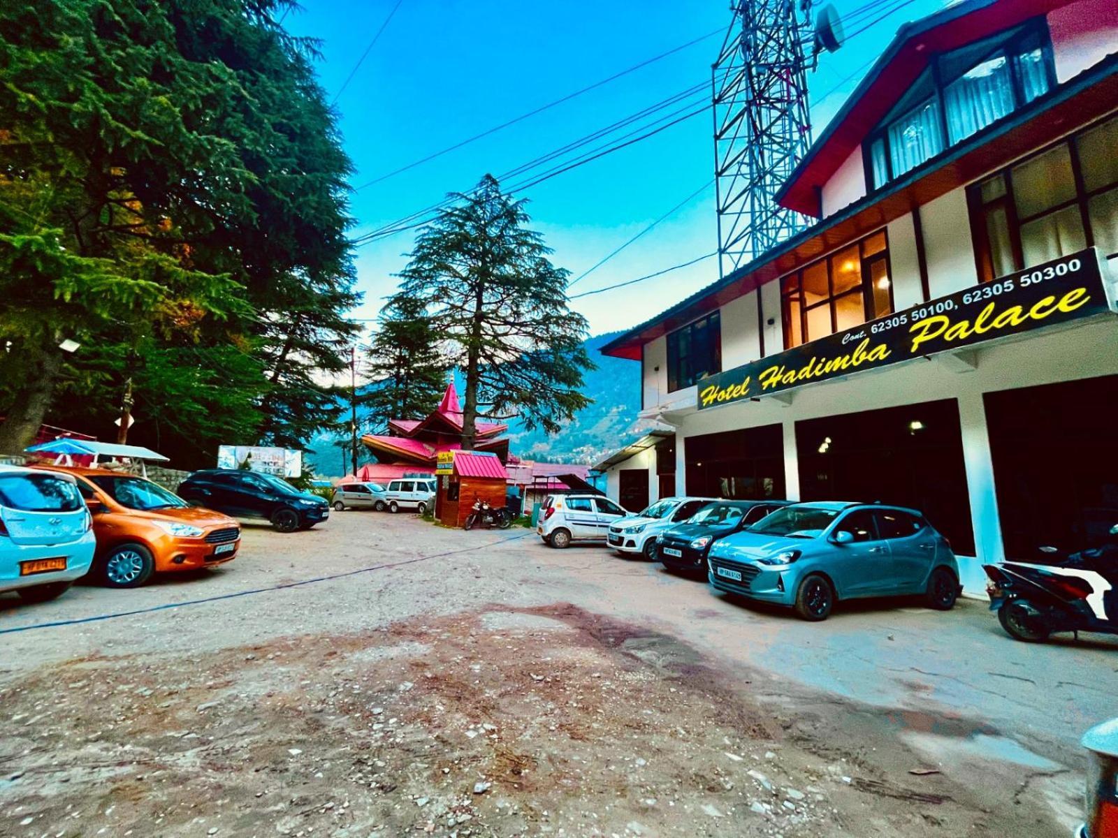 Hadimba Hill View By Hadimba Palace, Manali - Premium Room ! Family Hotel ! Parking ! Near Hadimba Temple Extérieur photo