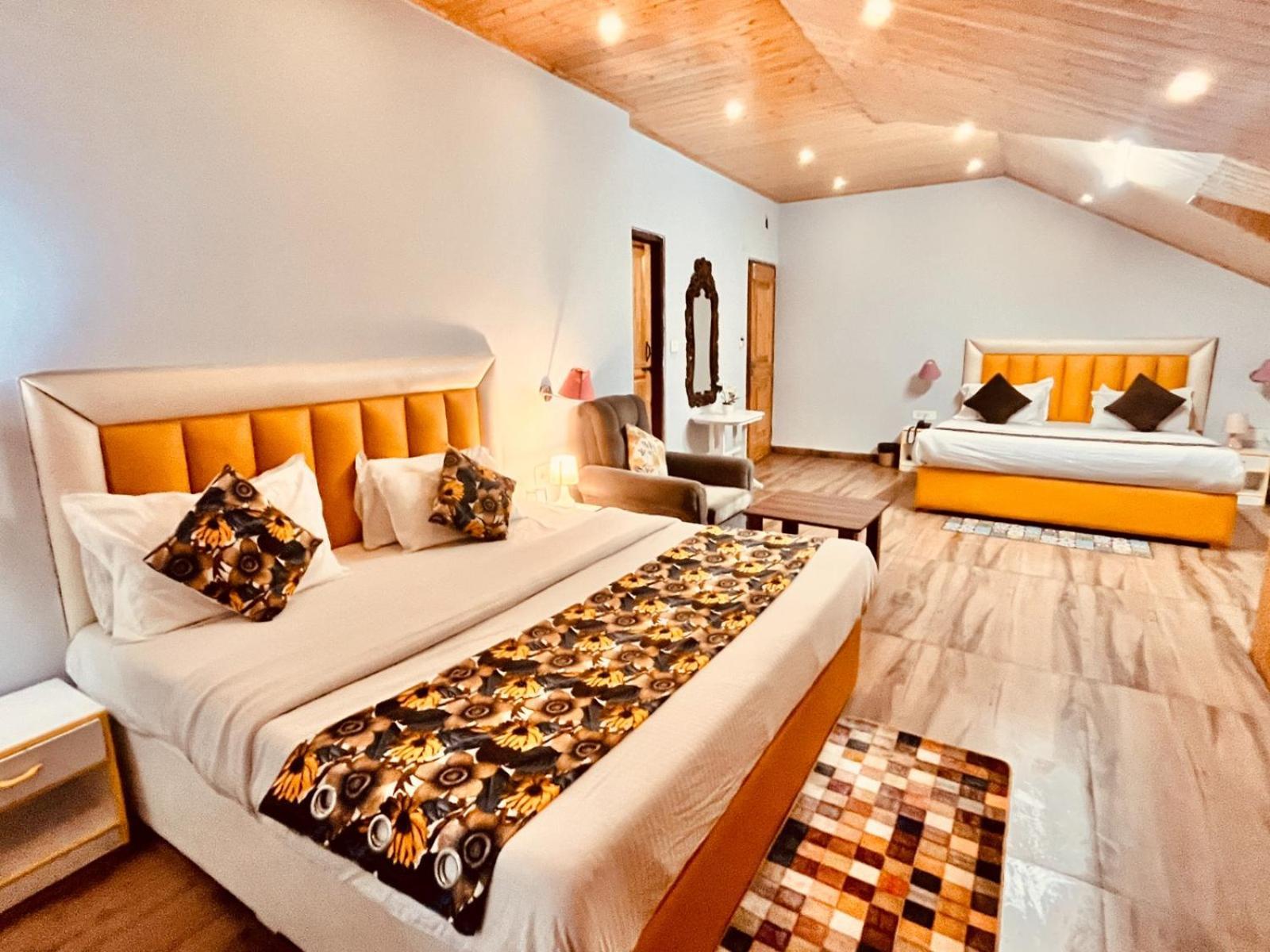 Hadimba Hill View By Hadimba Palace, Manali - Premium Room ! Family Hotel ! Parking ! Near Hadimba Temple Extérieur photo